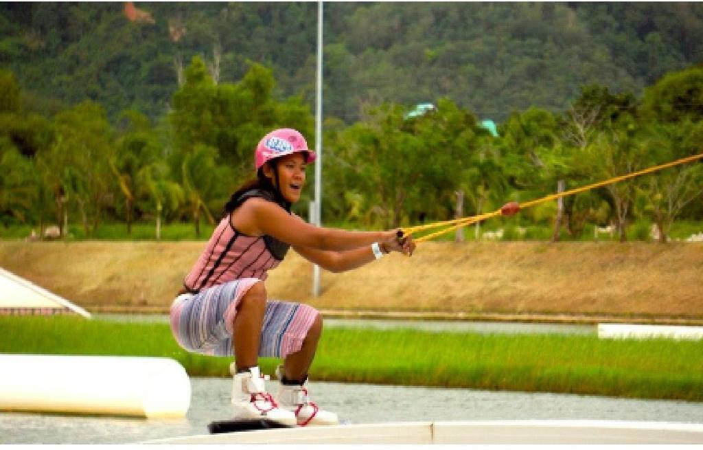 فندق Phuket Wake Park كاتو المظهر الخارجي الصورة