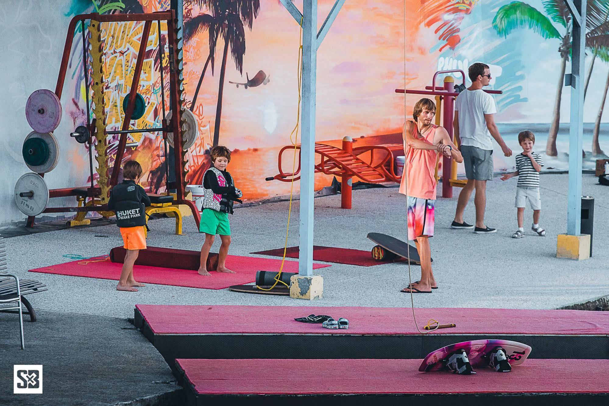 فندق Phuket Wake Park كاتو المظهر الخارجي الصورة